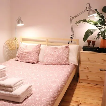 Shinning Apartman